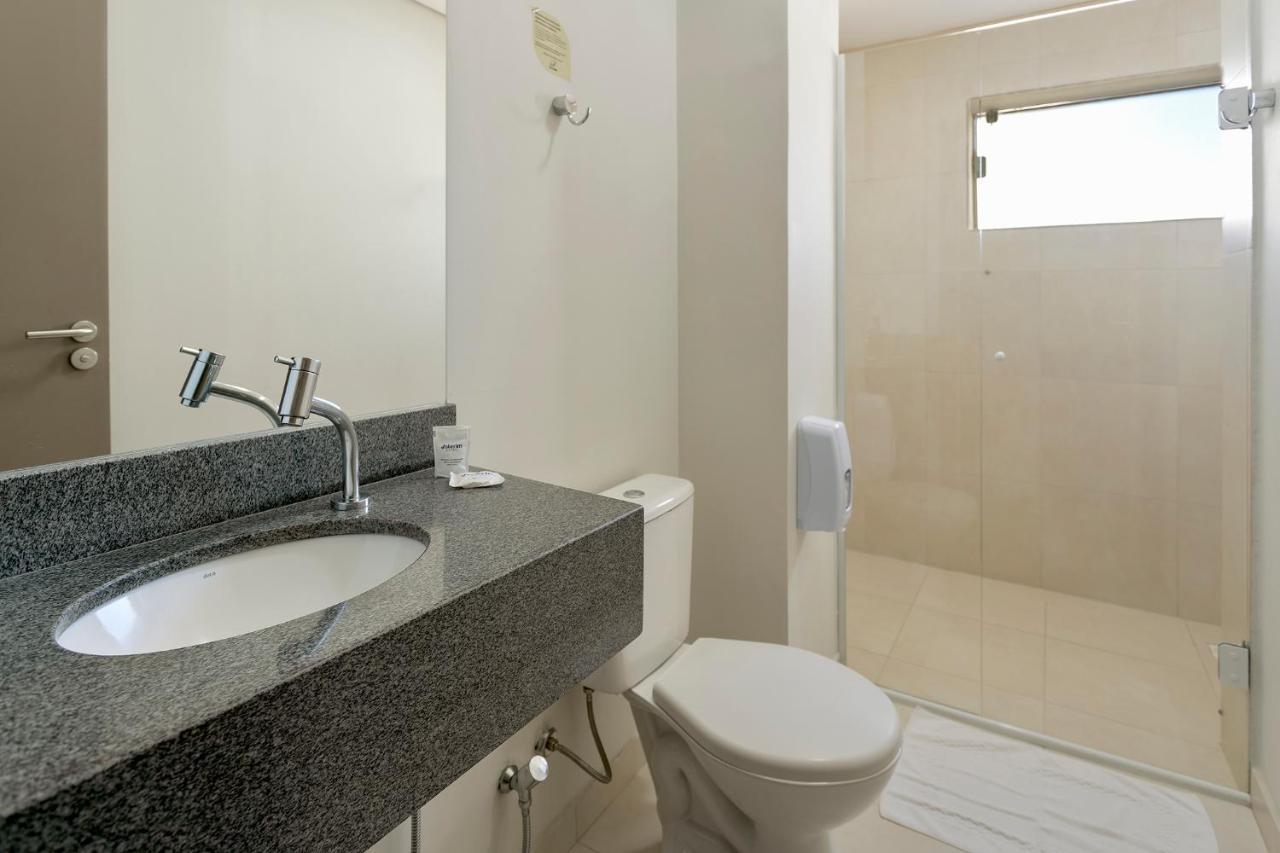 Hotel Valerim Itajai / Navegantes Экстерьер фото