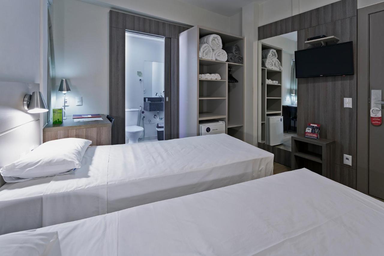 Hotel Valerim Itajai / Navegantes Экстерьер фото