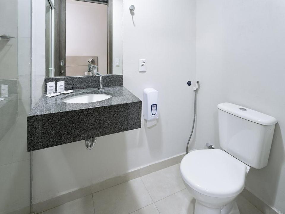 Hotel Valerim Itajai / Navegantes Экстерьер фото