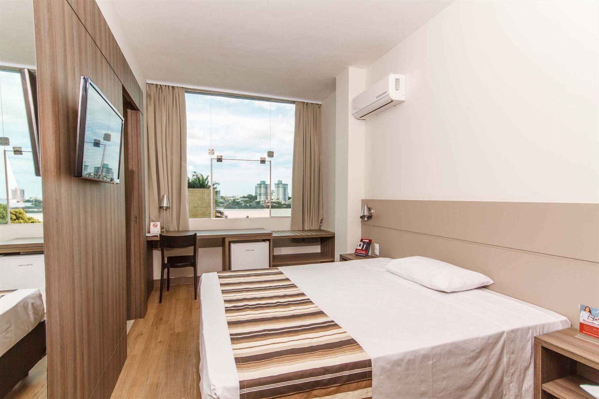 Hotel Valerim Itajai / Navegantes Экстерьер фото