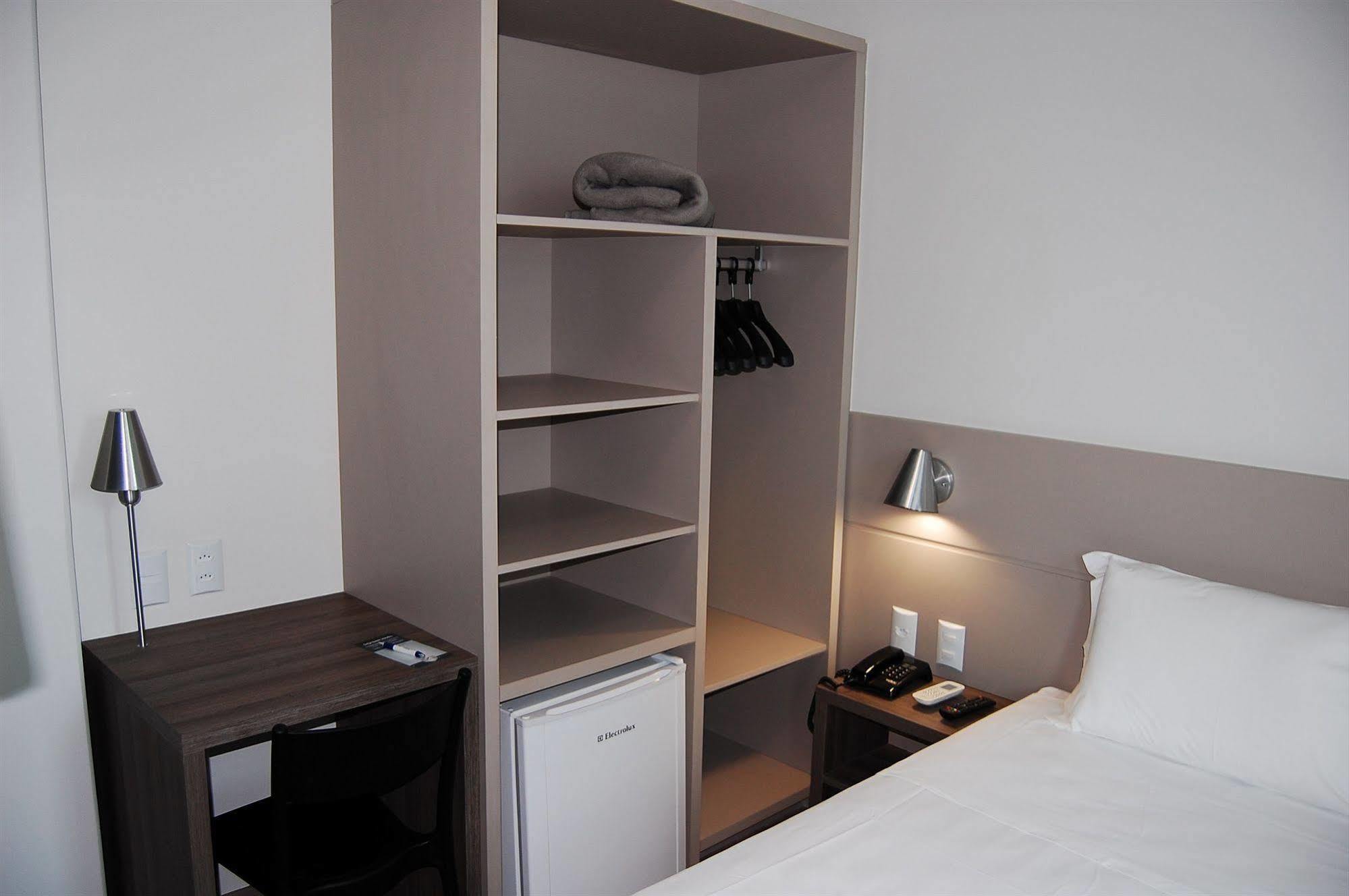 Hotel Valerim Itajai / Navegantes Экстерьер фото