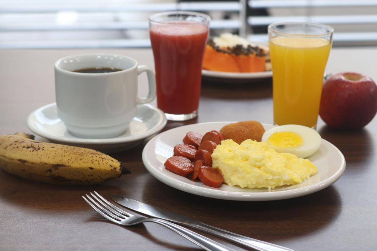 Hotel Valerim Itajai / Navegantes Экстерьер фото